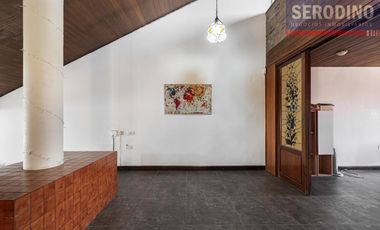 Casa 5 ambientes con patio