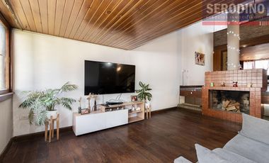 Casa 5 ambientes con patio