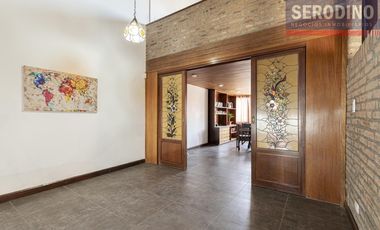 Casa 5 ambientes con patio