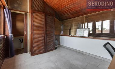 Casa 5 ambientes con patio