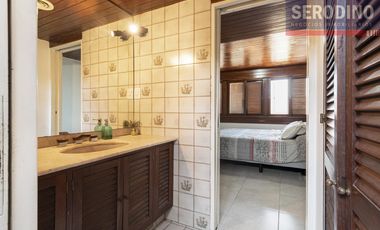 Casa 5 ambientes con patio