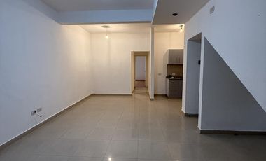 Departamento 3 ambientes con cochera cubierta - Lanús Oeste  - Apto Credito
