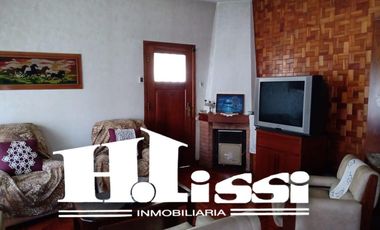 CHALET DOS PLANTAS EN EXCELENTE ESTADO - Temperley Este