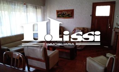 CHALET DOS PLANTAS EN EXCELENTE ESTADO - Temperley Este