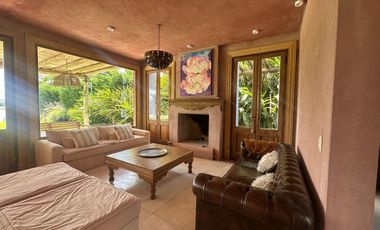 Venta Casa DE DISEÑO 6 Amb a La Laguna en San Benito Villanueva Tigre