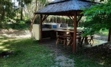 Casa en venta - 4 Dormitorios 2 Baños - Mar de las Pampas