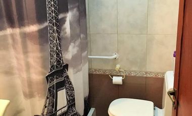 Casa en venta - 4 Dormitorios 2 Baños - Barracas