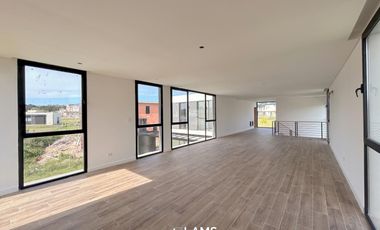 Excelente casa 3 dormitorios en Rumencó Joven