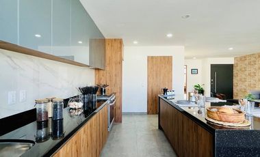 Extraordinario Departamento Estilo Townhouse en Zakia