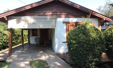 Casa en venta - 2 Dormitorios 1 Baño - Santa Clara del Mar