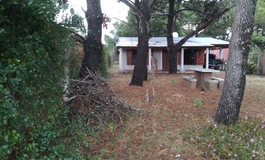 Casa en venta - 3 Dormitorios 1 Baño - Cochera - 500Mts2 - Nueva Atlantis