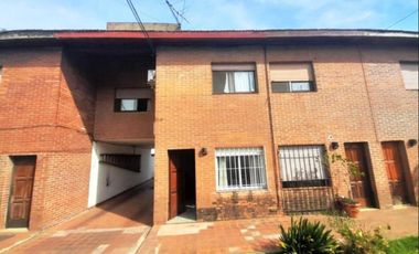 Dúplex en venta - 3 Dormitorios 2 Baños - Tolosa