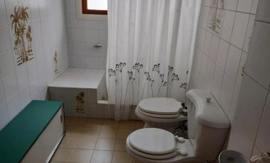 Casa en venta - 3 Dormitorios 3 Baños - Cochera - 267Mts2 - Miramar