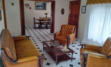 Casa en venta - 3 Dormitorios 3 Baños - Cochera - 267Mts2 - Miramar