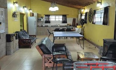 Casa en venta - 2 Dormitorios 1 Baño - Cochera - 348Mts2 - San Miguel del Monte