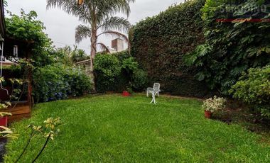 Chalet 5 ambientes en Barrioparque