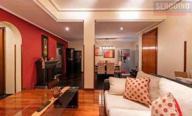 Chalet 5 ambientes en Barrioparque