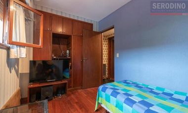 Chalet 5 ambientes en Barrioparque