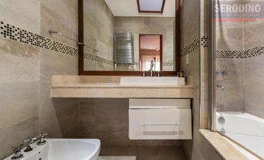 Chalet 5 ambientes en Barrioparque