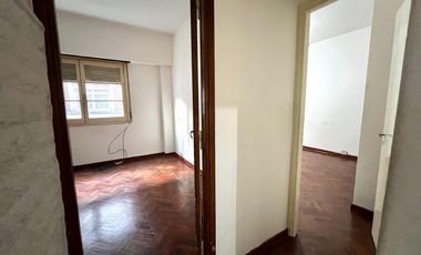 Departamento 3 ambientes bajas expensas en ALQUILER en Vicente Lopez