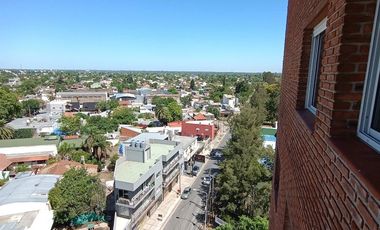 Departamento en venta - 3 Dormitorios 1 Baño - Cochera - 71Mts2 - Merlo