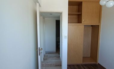 Departamento en venta - 3 Dormitorios 1 Baño - Cochera - 71Mts2 - Merlo