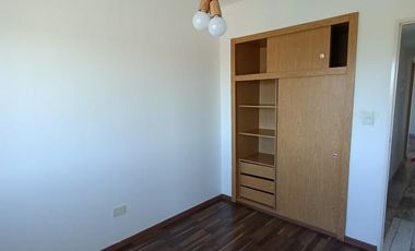 Departamento en venta - 3 Dormitorios 1 Baño - Cochera - 71Mts2 - Merlo