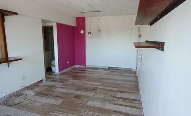 Departamento en venta - 3 Dormitorios 1 Baño - Cochera - 71Mts2 - Merlo