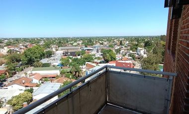 Departamento en venta - 3 Dormitorios 1 Baño - Cochera - 71Mts2 - Merlo