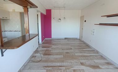 Departamento en venta - 3 Dormitorios 1 Baño - Cochera - 71Mts2 - Merlo