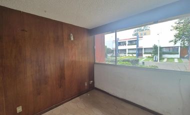 Casa en Condominio En Venta a Una Cuadra de Patio Tlalpan, Santa Ursula Xitla