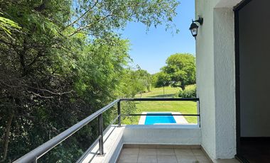 Casa Fondo Golf, muy luminosa y funcional