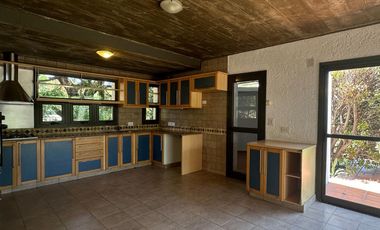 Casa Fondo Golf, muy luminosa y funcional