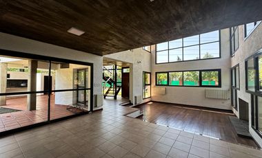 Casa Fondo Golf, muy luminosa y funcional