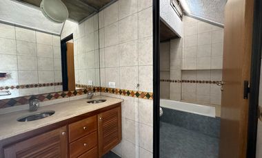 Casa Fondo Golf, muy luminosa y funcional