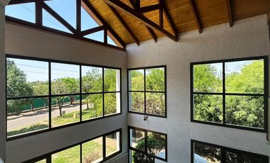 Casa Fondo Golf, muy luminosa y funcional