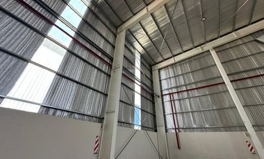 ALQUILER Deposito 2300m2 en Polo Industrial Ezeiza