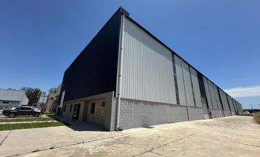ALQUILER Deposito 2300m2 en Polo Industrial Ezeiza