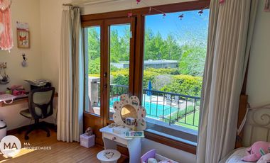 Casa 4 Dormitorios con jardín y pileta - Aguadas - Funes | Venta