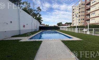 Alquiler de departamento 2 ambientes con balcón en el complejo Pinar de Wilde