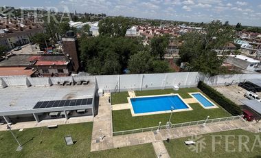 Alquiler de departamento 2 ambientes con balcón en el complejo Pinar de Wilde