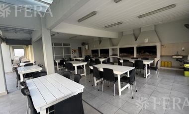 Alquiler de departamento 2 ambientes con balcón en el complejo Pinar de Wilde