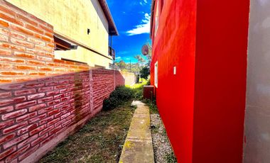 Casa en  La Caleta a 200 metros del mar