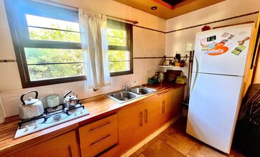 Casa en  La Caleta a 200 metros del mar