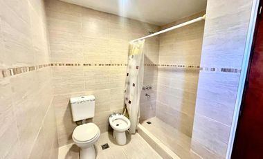 Casa en  La Caleta a 200 metros del mar