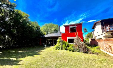 Casa en  La Caleta a 200 metros del mar