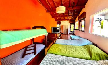 Casa en  La Caleta a 200 metros del mar