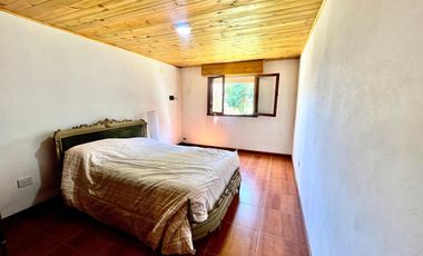 Casa en  La Caleta a 200 metros del mar