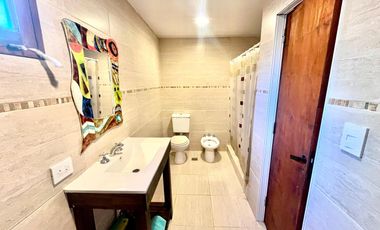 Casa en  La Caleta a 200 metros del mar