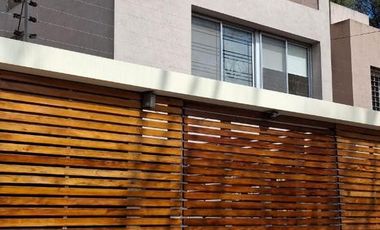 Alquiler casa ,  tipo departamento en condominio  .